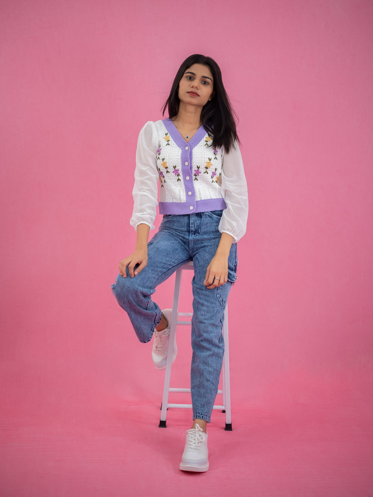 Women V Neck Floral Knitted Short Top, casual white knitted floral top lavender