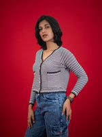 Women Knitted Top With Casual Button & Cardigan Pocket, women casual knitted black and white top