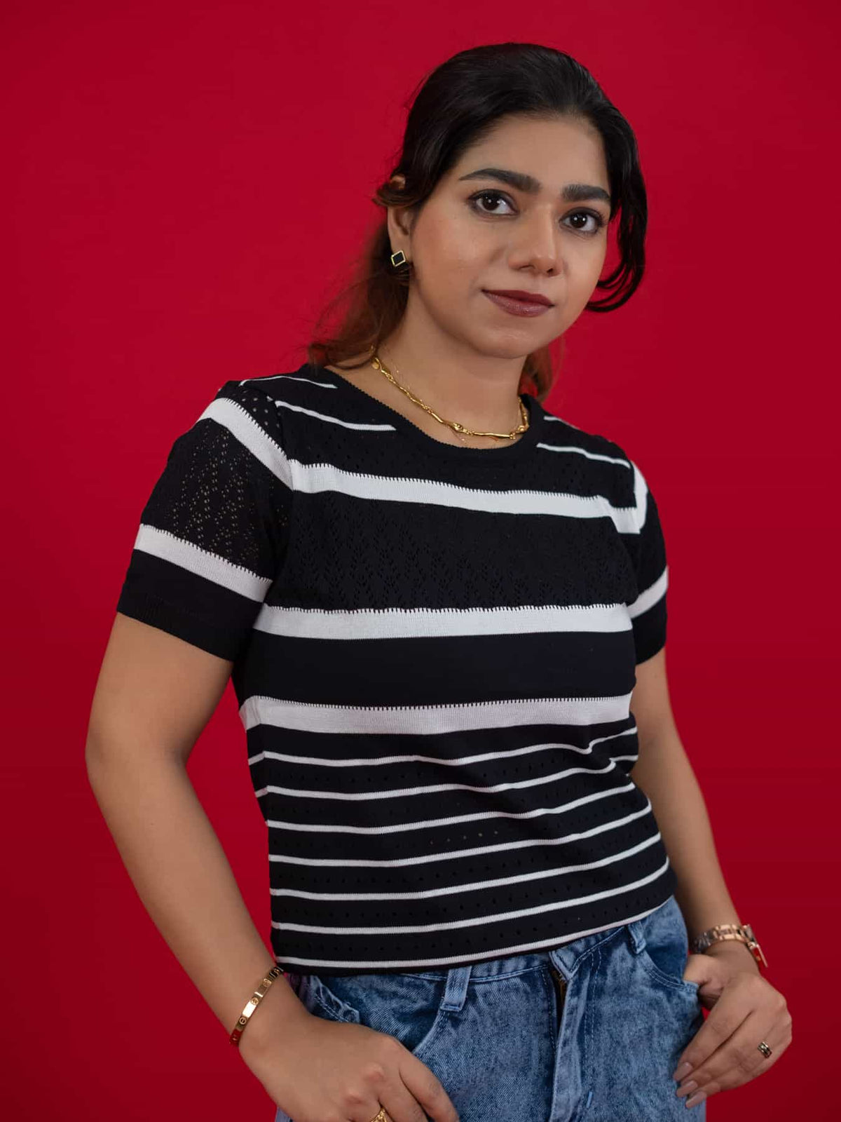 Hollow Crochet Knitwear T-Shirt With Stripes For Women, women striped T Shirt black and white