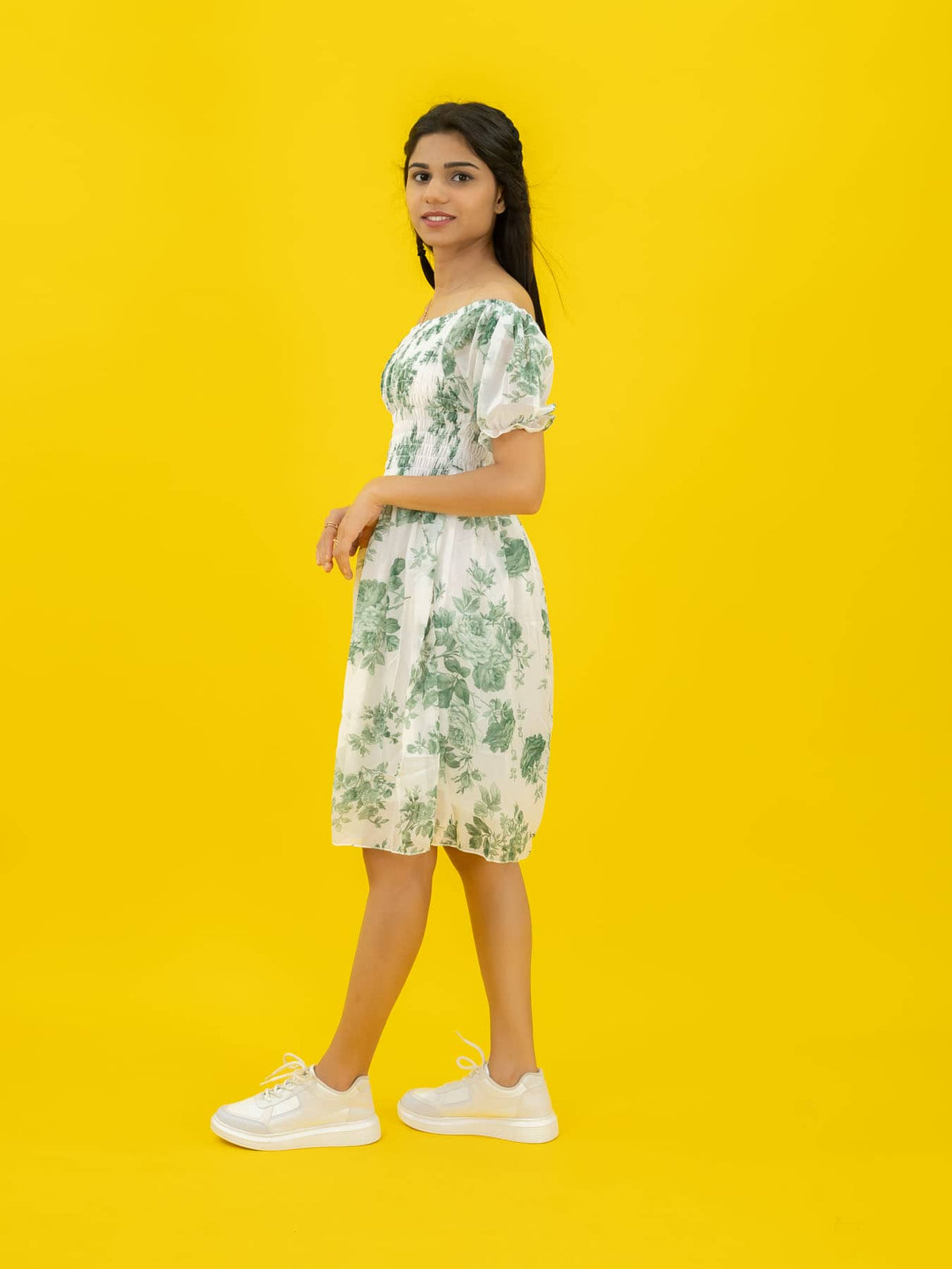 Floral Printed Casual Short Dress For Women (Half-Sleeve), Green Short dress with floral print