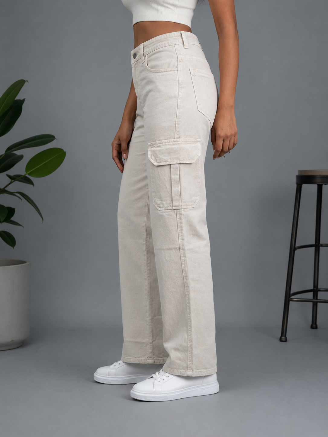 High Waist Straight Fit Cargo Jeans