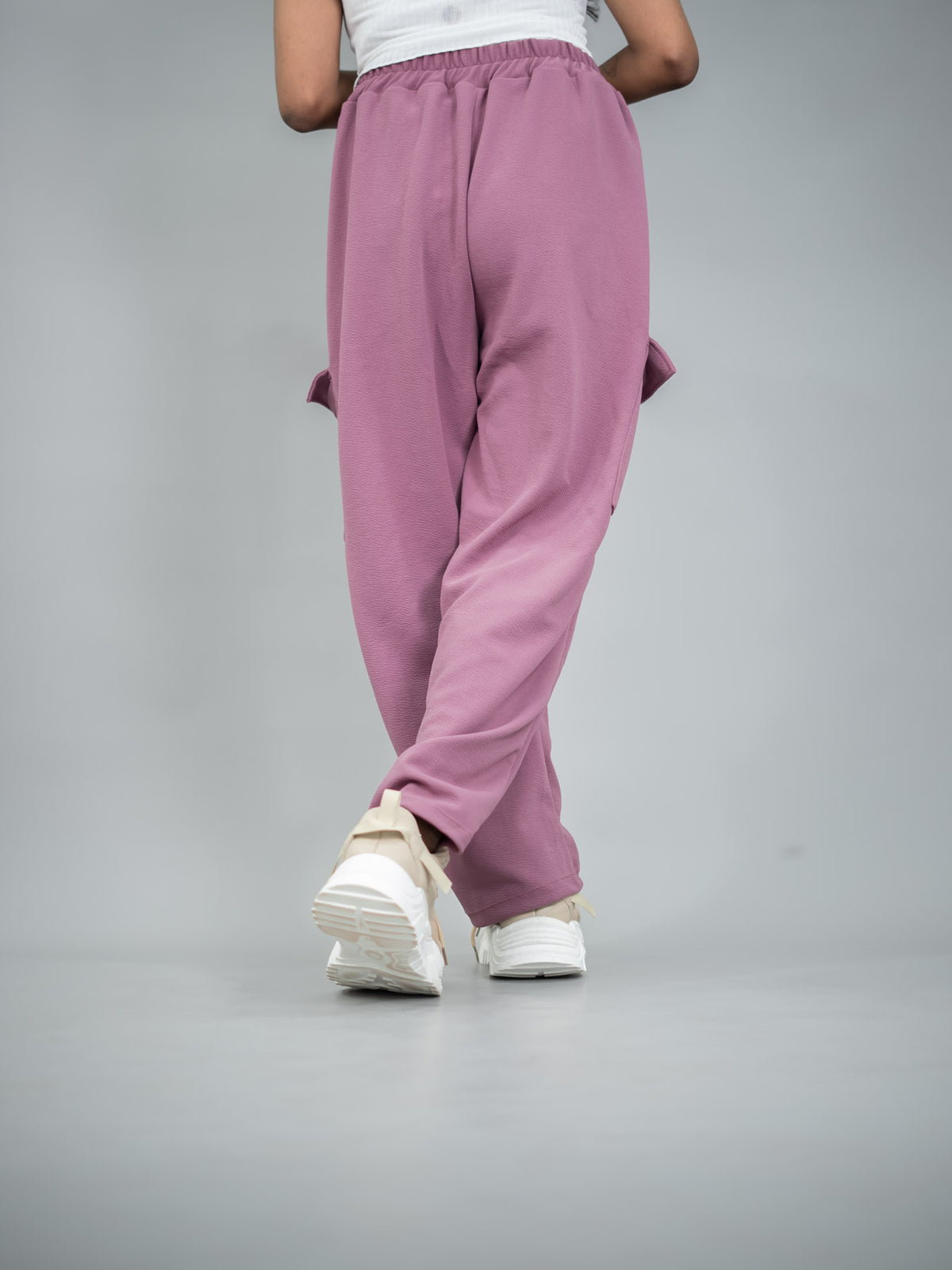 Free size pink cargo pants with pockets with elastic waist and waistband